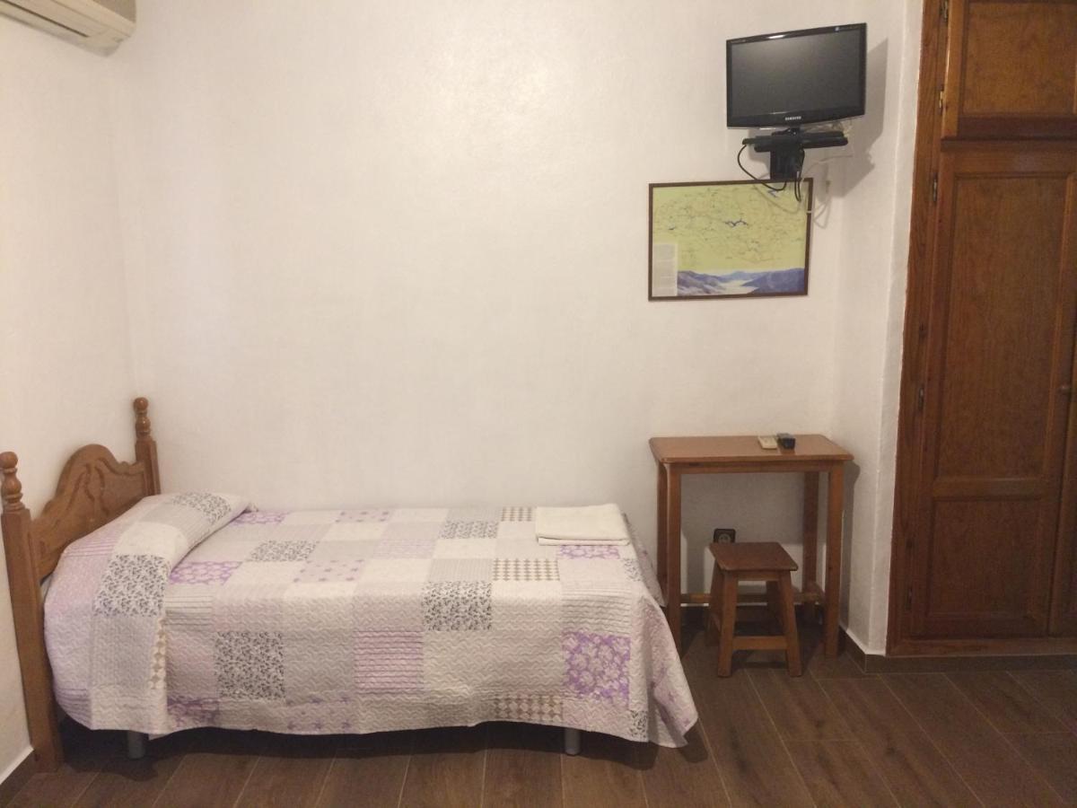 El Cruce Hornos Hotell Eksteriør bilde