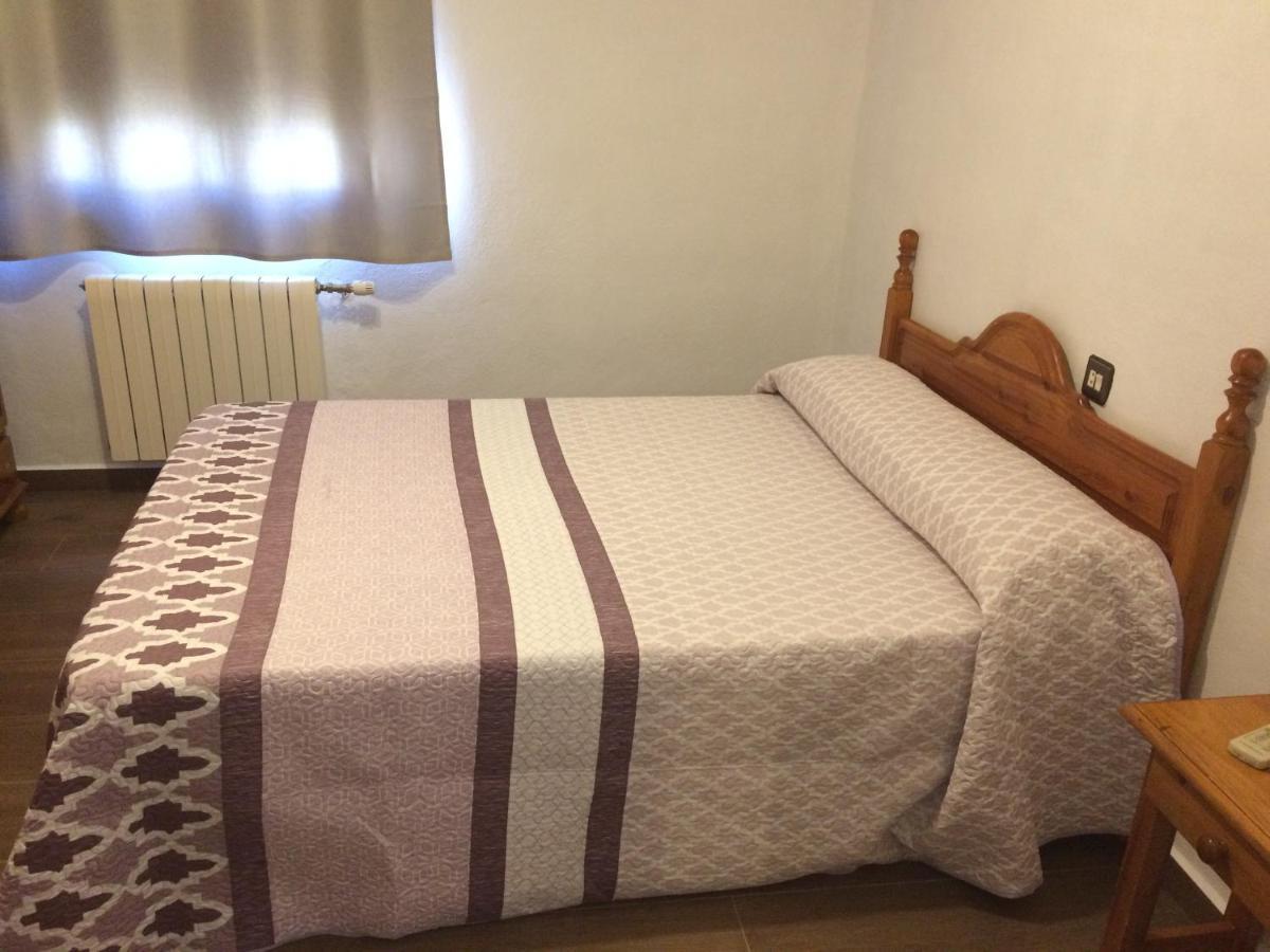 El Cruce Hornos Hotell Eksteriør bilde