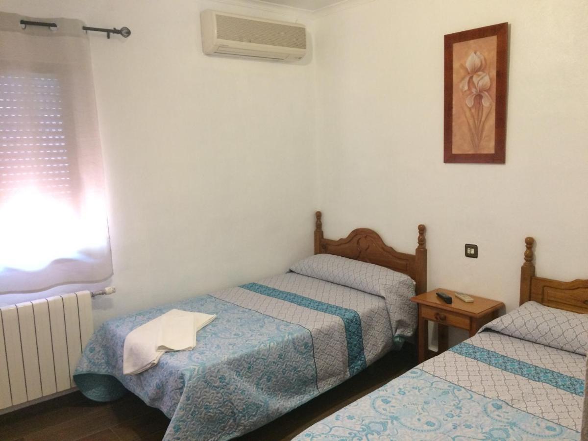 El Cruce Hornos Hotell Eksteriør bilde