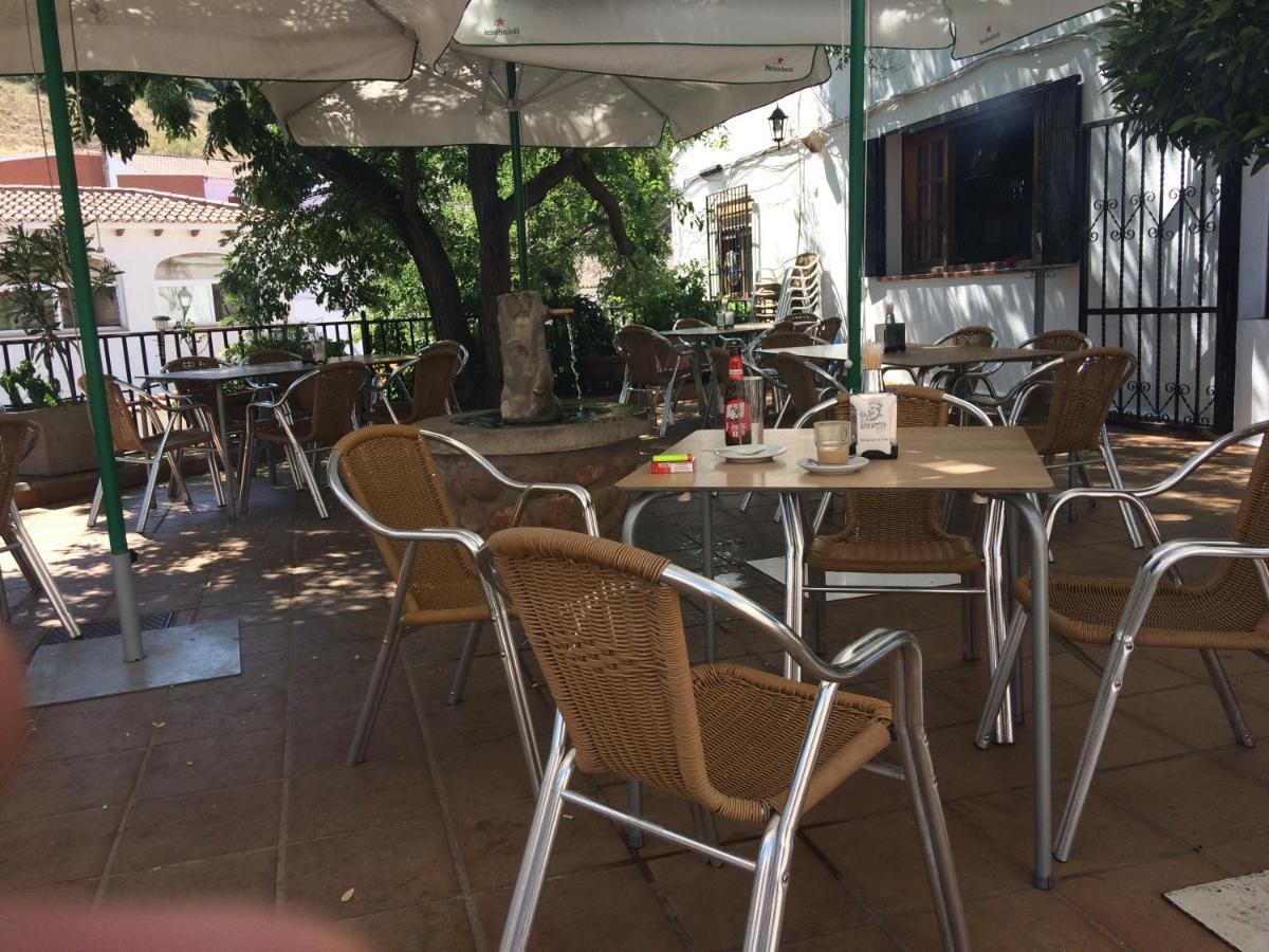 El Cruce Hornos Hotell Eksteriør bilde